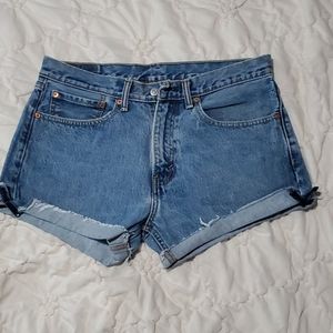 Levis 505 Cut off shorts